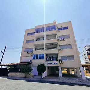 Mackenzie Seaview Paradise Apartament Larnaca