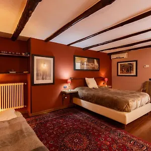 https://la-casa-del-principe-a-colori.hotels-amalfi.com