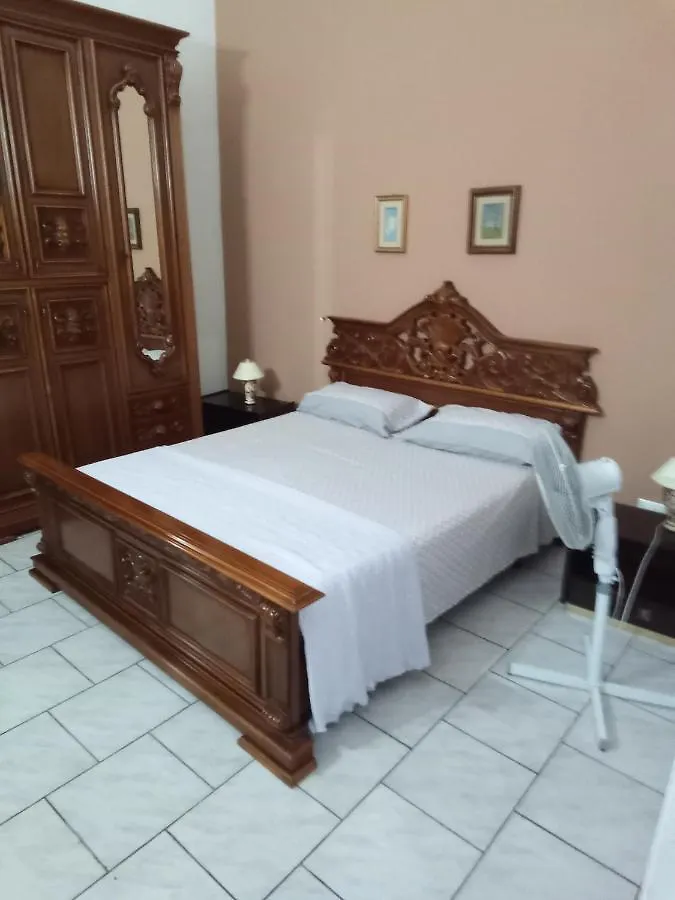 Appartement Gisira Appartment Catánia Italië
